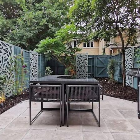 Quiet 4 Bedroom House Between Camden & Kings Cross Лондон Екстериор снимка